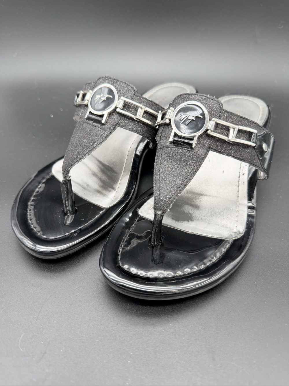 Marc Fisher Black Thong Sandals / Wedges (Size 7.5M)
